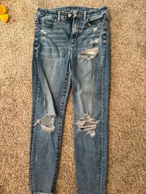 American Eagle Outfitters Light Blue Ripped Skinny Jeans